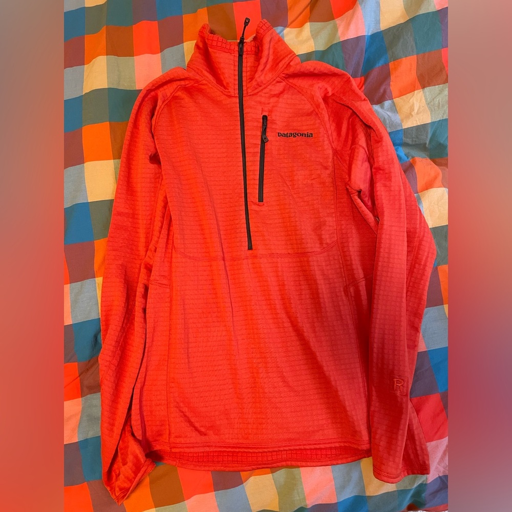 Patagonia R1 half-zip pullover (Men’s Small, Orange)